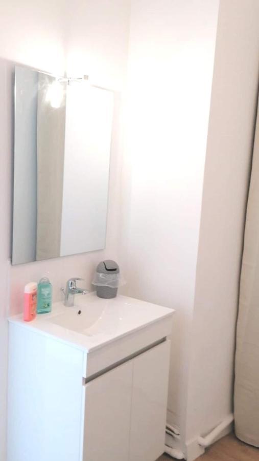 Agreable F2 Proche Gare Apartamento Le Mans Quarto foto